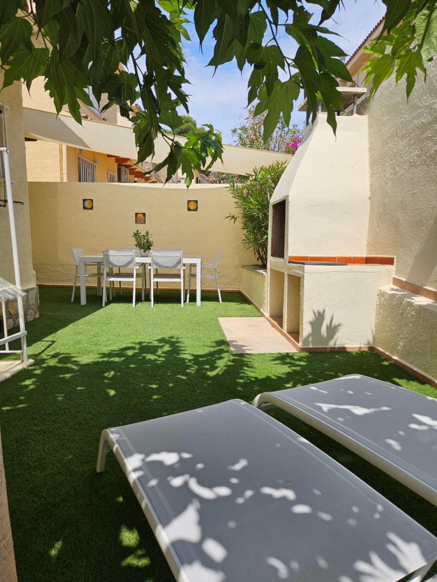 הוילה L' Escala Casa Sebastian מראה חיצוני תמונה